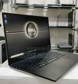 New Laptop Dell Precision 15 3520 16GB Intel Core I7 SSD 512GB