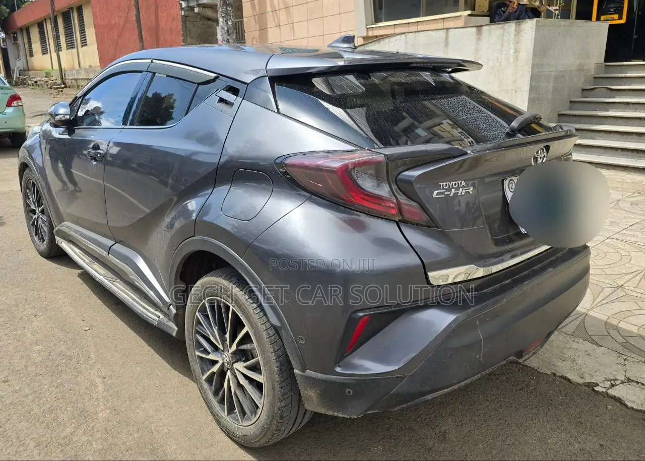 Toyota C-HR 2017 Gray