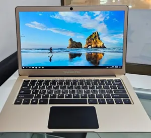 New Laptop 4GB Intel Xeon SSD 128GB