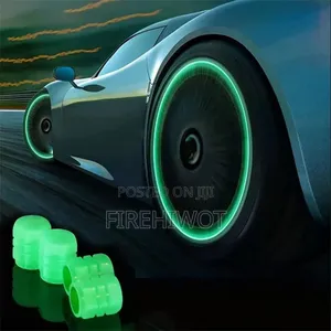4 PCS Fluorescent Glow in the Dark Tire Caps