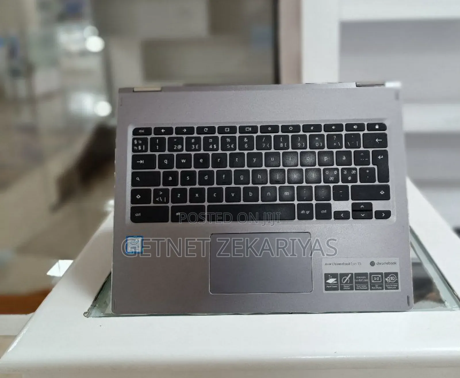 New Laptop Acer Spin 3 8GB Intel Core I3 SSD 72GB