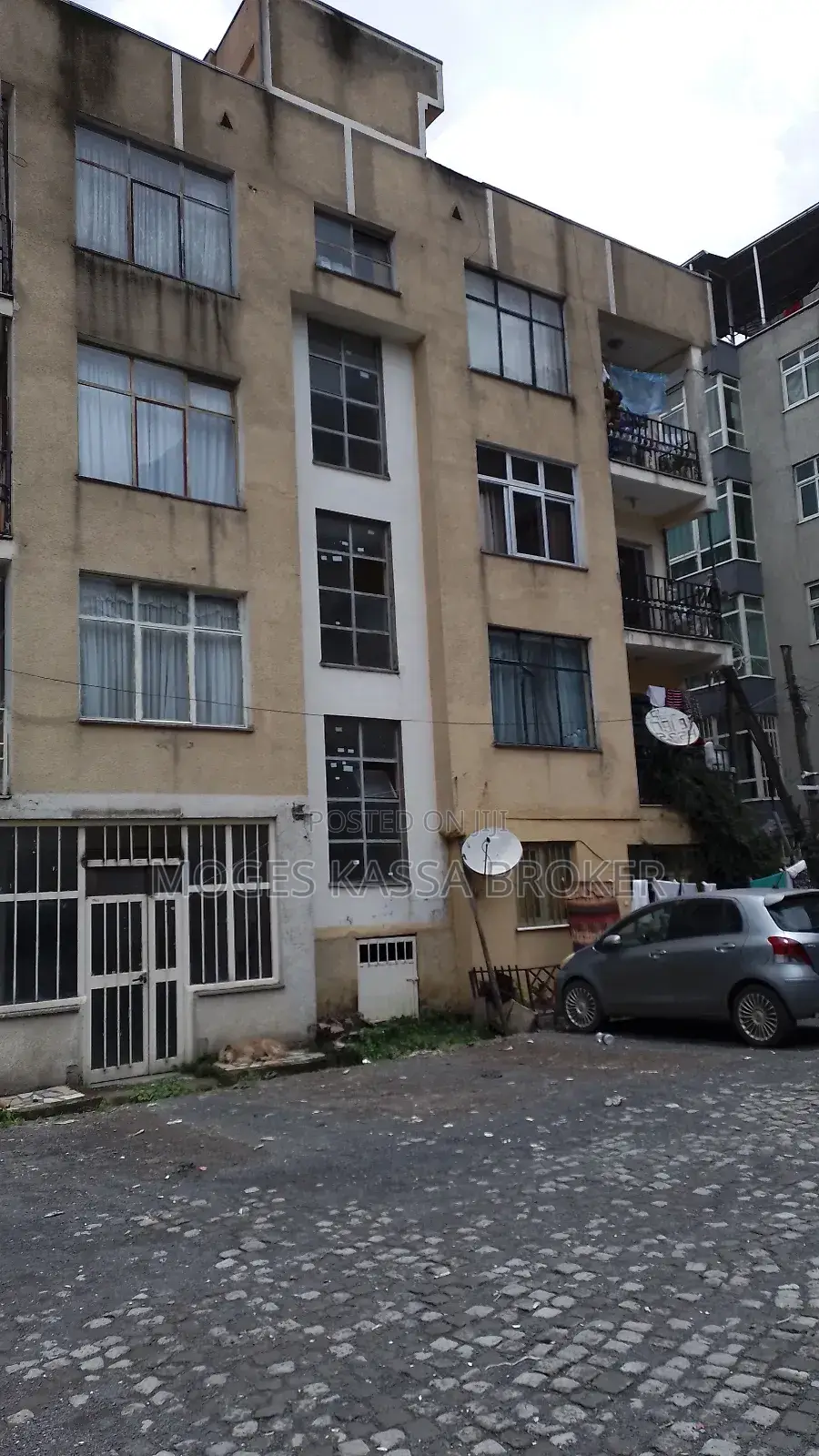 Furnished 2bdrm Apartment in ሰሚት ሲኤምሲ ፍየል ቤት የሚገኝ, Yeka for sale