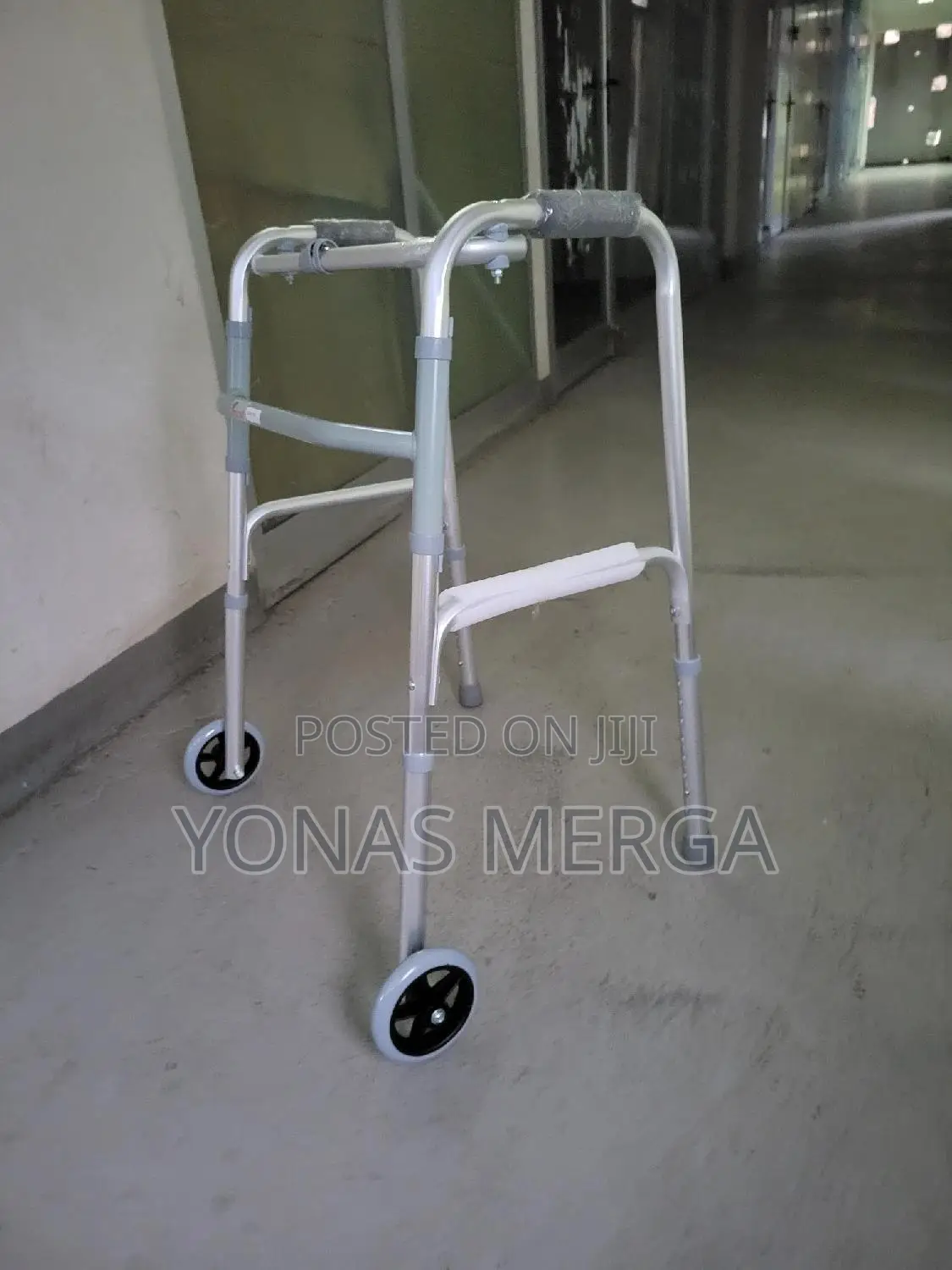 92 Walker (Walker With Wheels-1)Old People Walking Stick