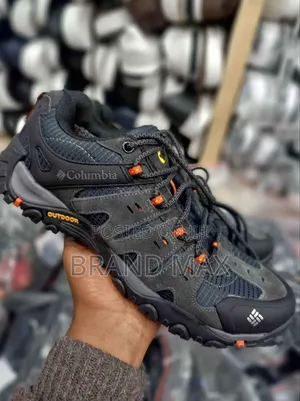 Photo - Columbia Waterproof Outdoor Premium Quality