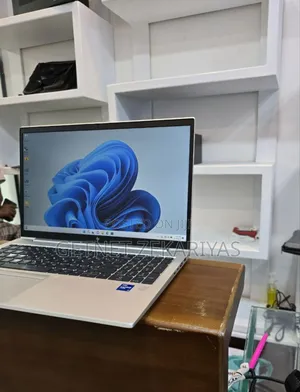 New Laptop HP EliteBook 850 G8 16GB Intel Core I7 SSD 512GB