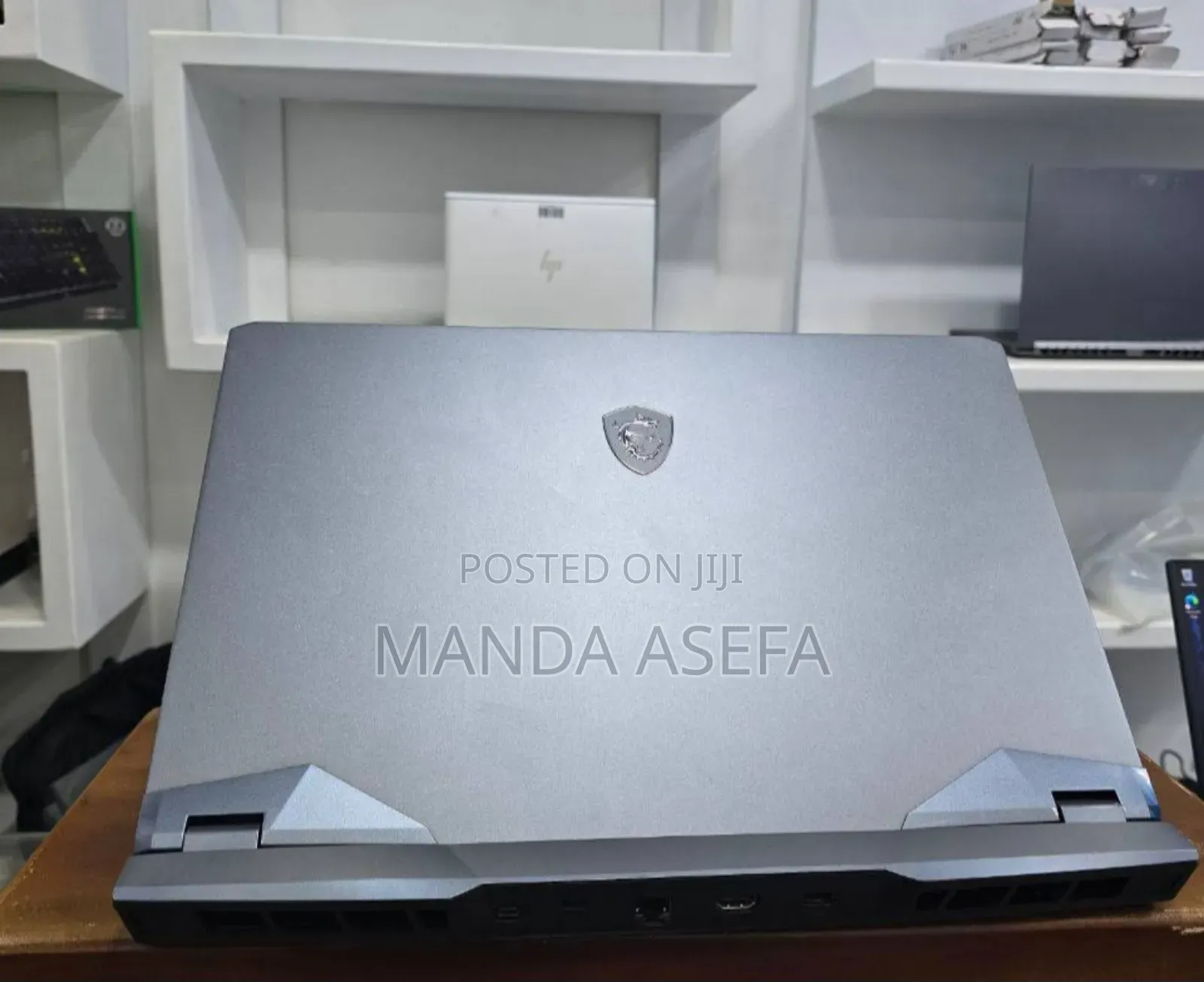 New Laptop MSI Raider GE76 12UGS 32GB Intel Core I9 SSD 2T