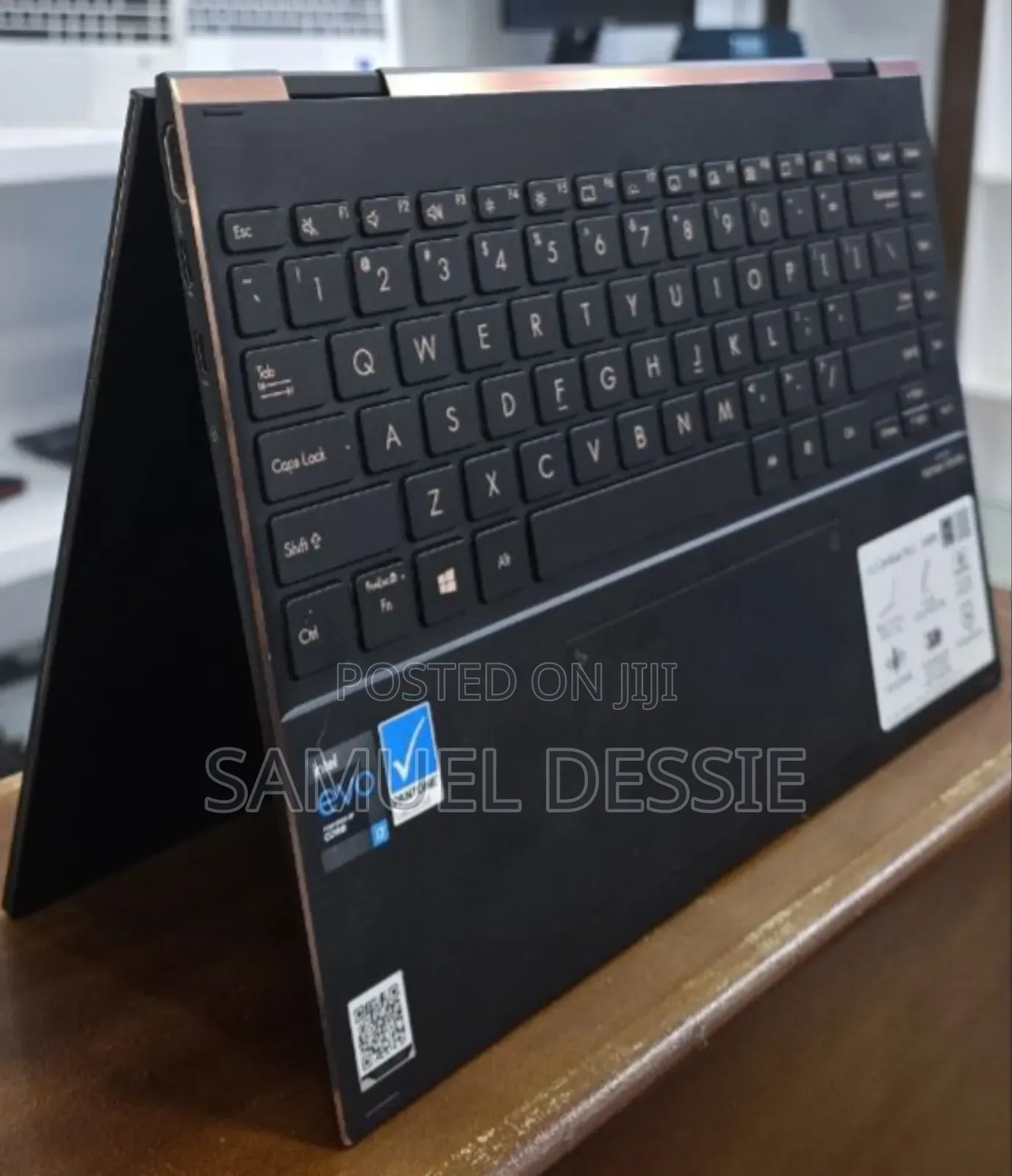 New Laptop Asus ZenBook Flip S UX370UA 16GB Intel Core I7 SSD 1T