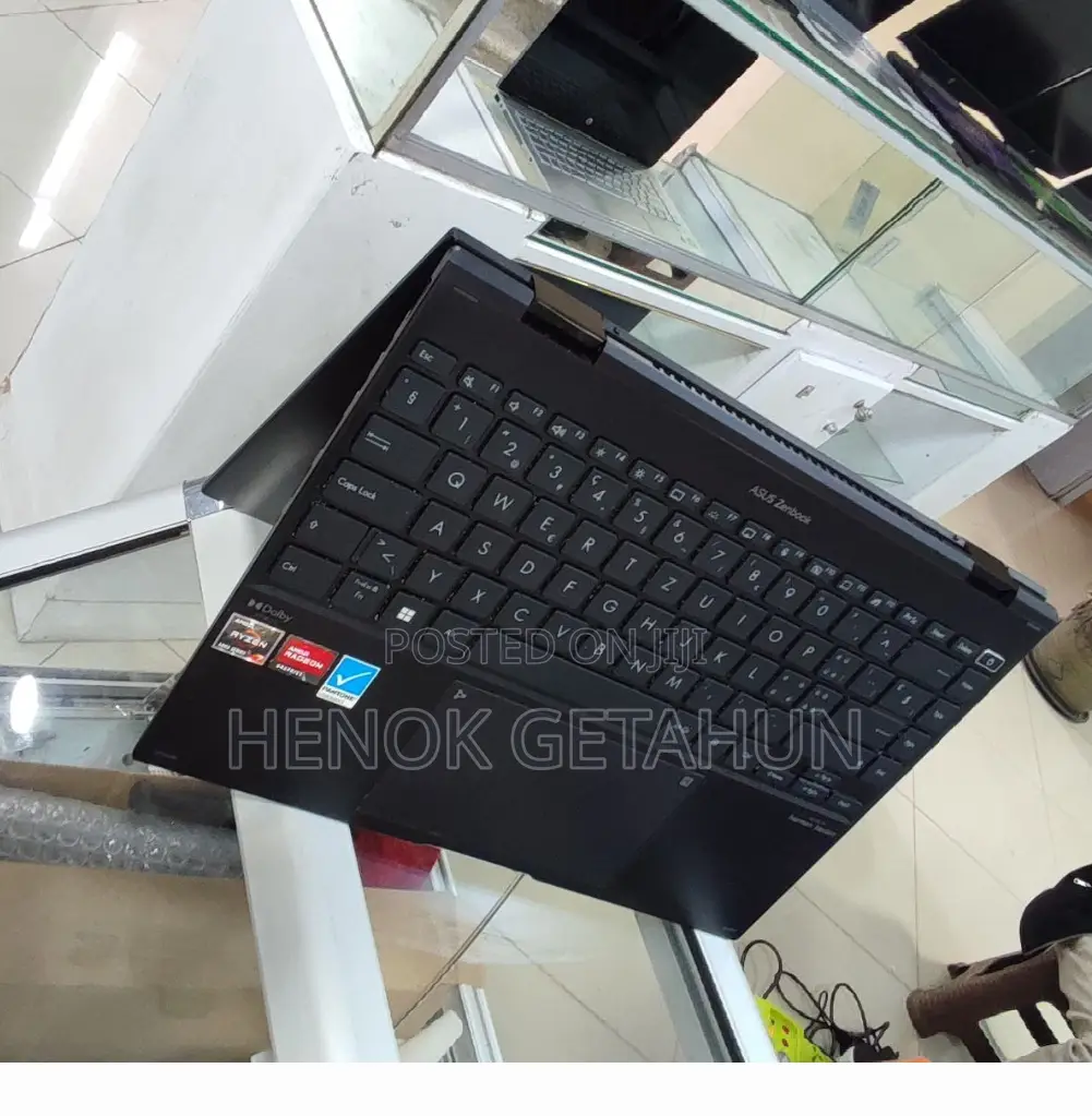 New Laptop Asus Zenbook Flip 13 UX363 16GB AMD Ryzen 7 SSD 1T