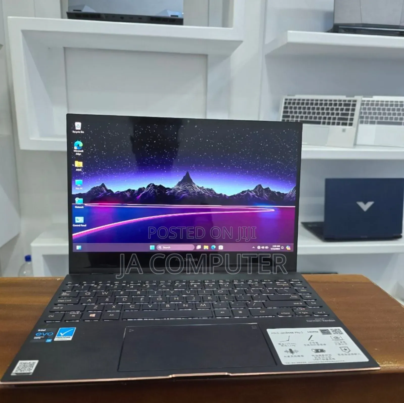 New Laptop Asus ZenBook Flip S UX370UA 16GB Intel Core I7 SSD 1T