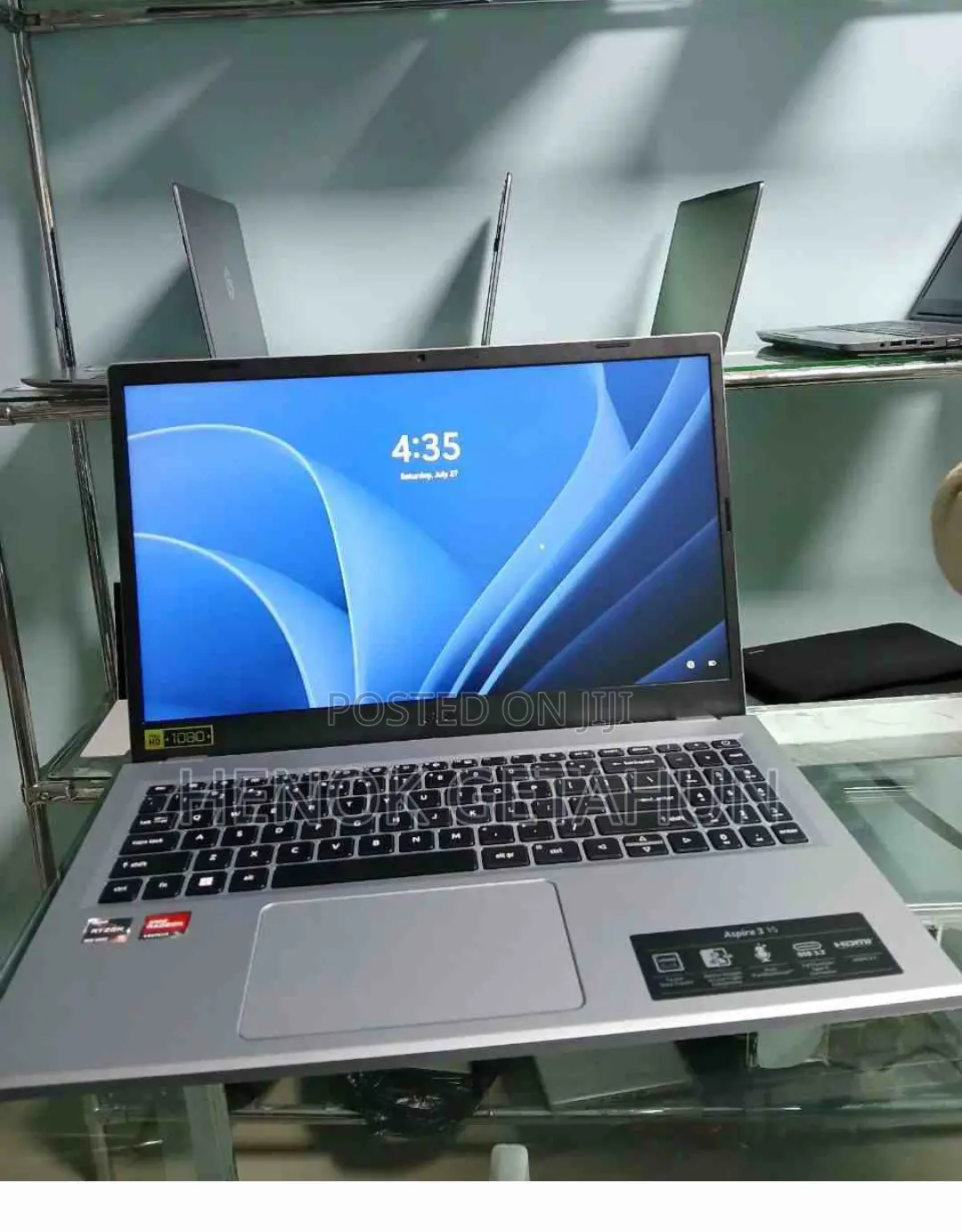 New Laptop Acer Apsire M3 581TG 8GB AMD Ryzen 3 SSD 512GB