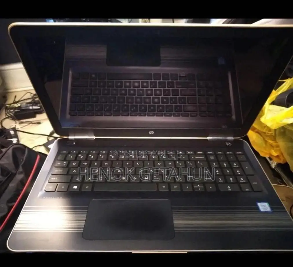 New Laptop HP Pavilion 15 6GB Intel Core i5 HDD 1T