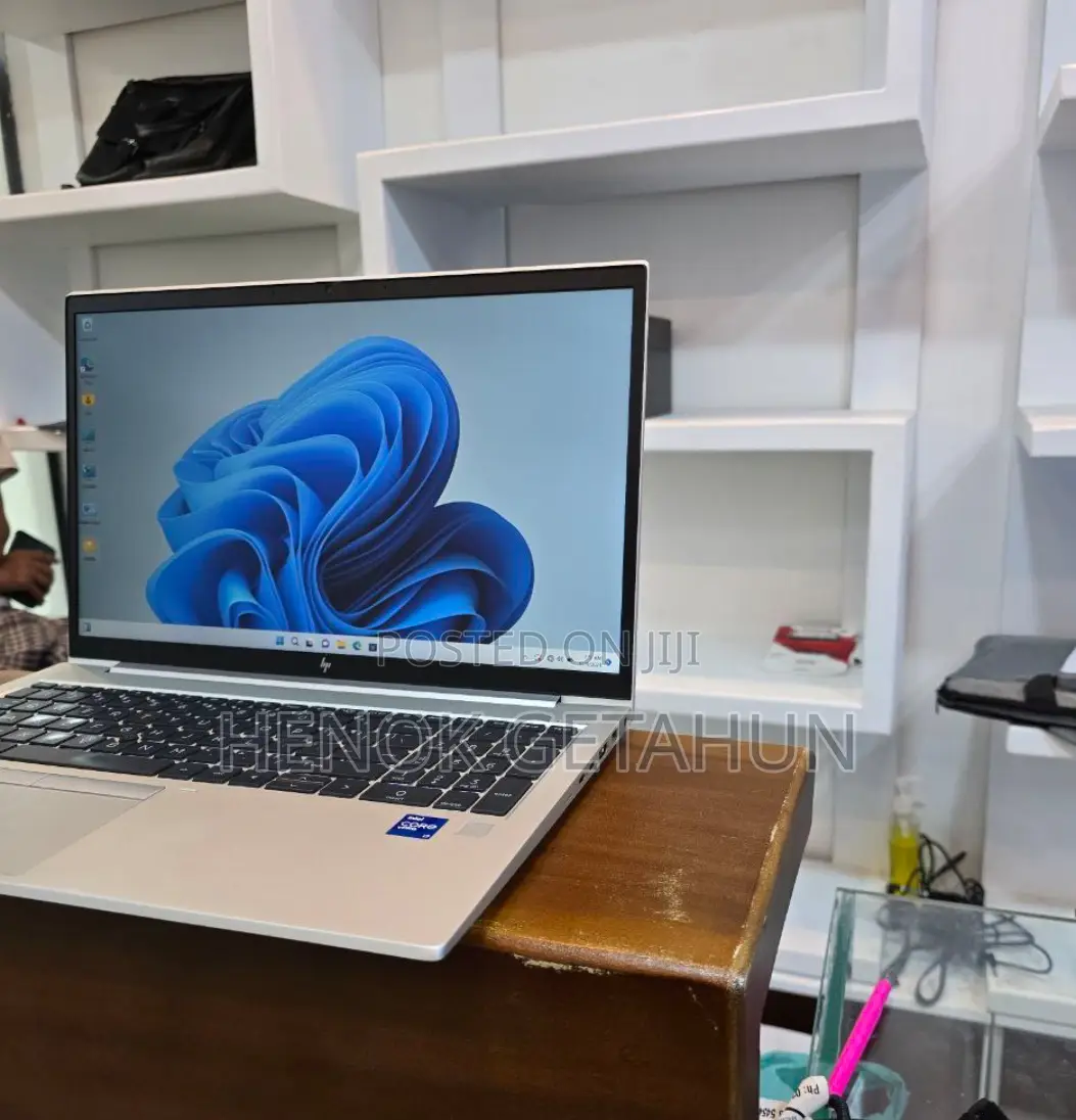 New Laptop HP EliteBook 850 G8 16GB Intel Core I7 SSD 1T