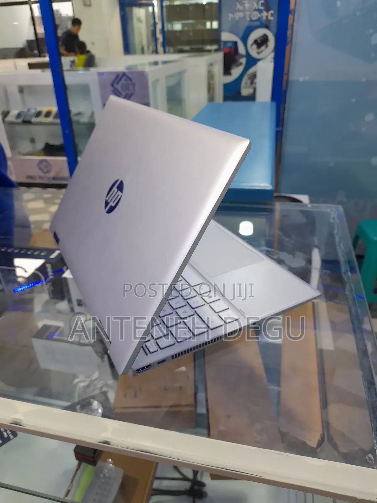 New Laptop HP Pavilion X360 15t 8GB Intel Core I5 SSD 512GB