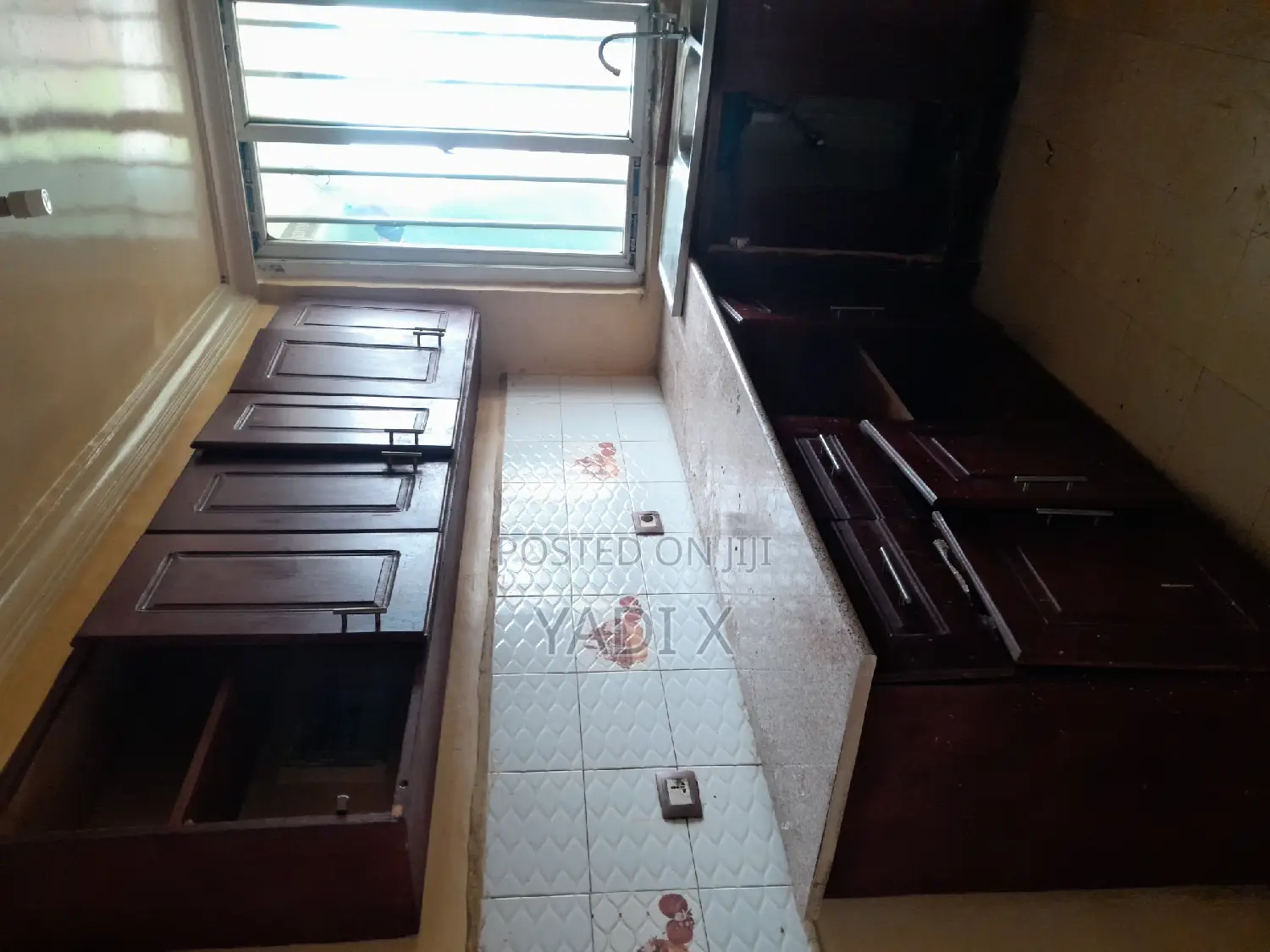 Furnished 2bdrm Condo in Jem3, Nifas Silk-Lafto for rent