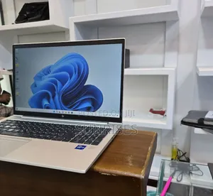 New Laptop HP EliteBook 850 G8 16GB Intel Core I7 SSD 1T