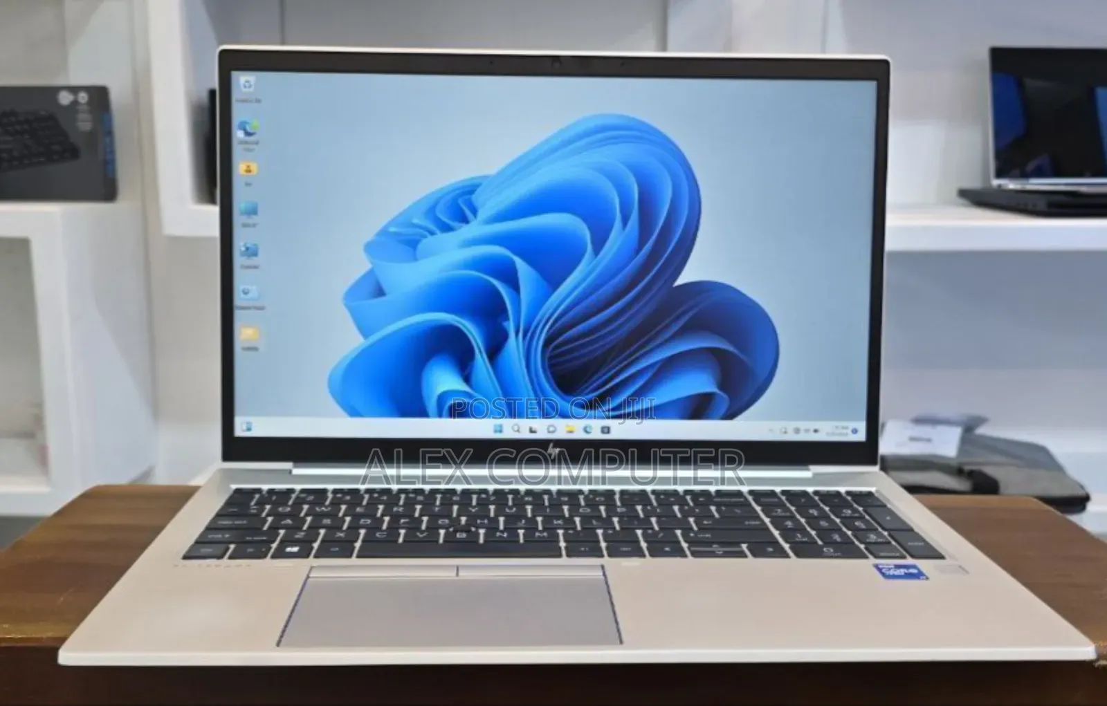 New Laptop HP EliteBook 850 G8 16GB Intel Core I7 SSD 1T