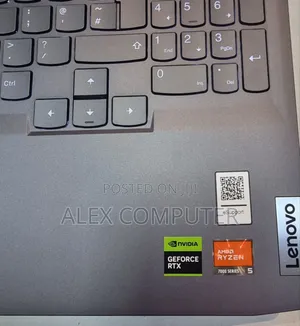 New Laptop Lenovo LOQ 15IRH8 16GB AMD Ryzen 5 SSD 512GB