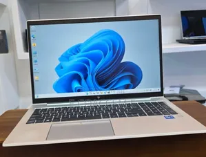 Photo - New Laptop HP 16GB Intel Core I7 SSD 1T