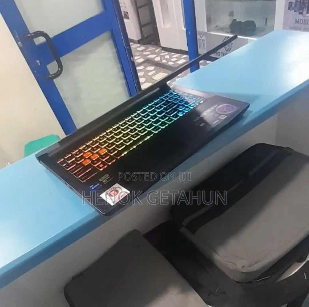 New Laptop MSI Katana 15 16GB Intel Core I7 SSD 1T