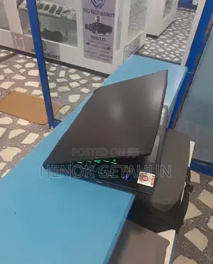 New Laptop MSI Katana 15 16GB Intel Core I7 SSD 1T