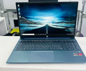 New Laptop HP Pavilion 15 8GB AMD Ryzen 7 SSD 512GB