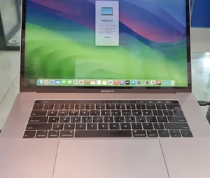 New Laptop Apple MacBook Pro 2018 16GB Intel Core I7 SSD 512GB