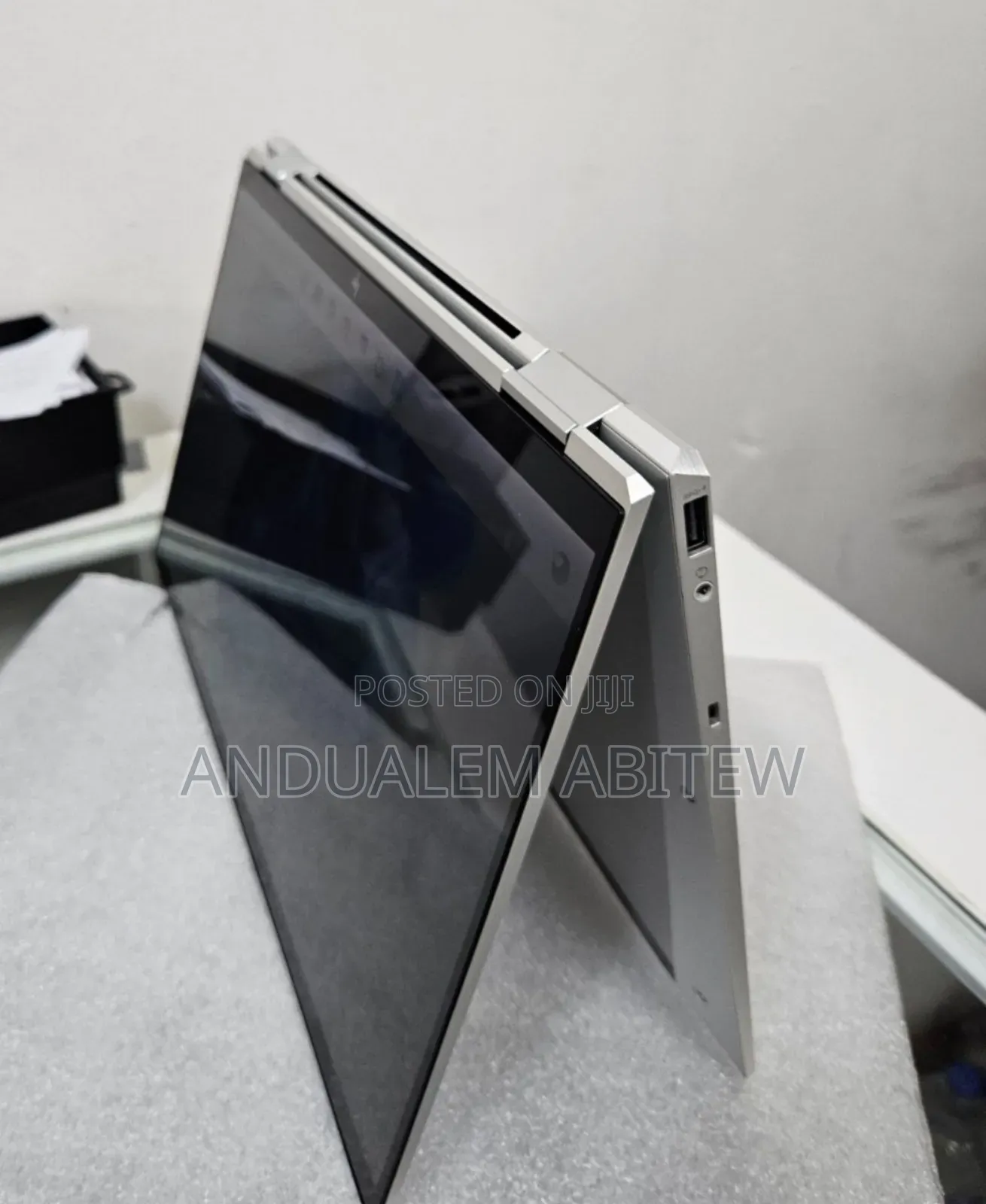 New Laptop HP EliteBook X360 1040 G9 16GB Intel Core I7 SSD 512GB