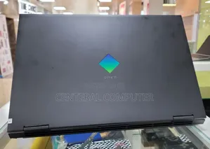 New Laptop HP Omen 17t 16GB Intel Core I7 SSD 1T