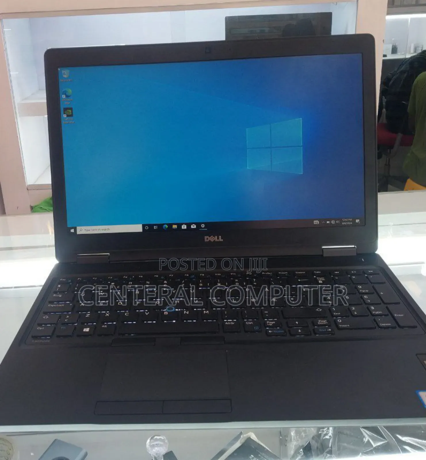 New Laptop Dell Latitude 5580 8GB Intel Core I5 SSD 256GB