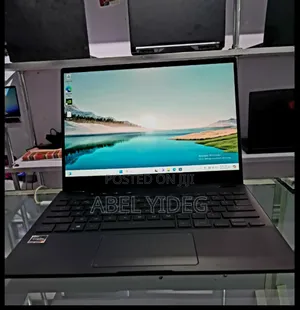 Photo - New Laptop Asus ROG Flow X13 16GB AMD Ryzen 9 SSD 1T