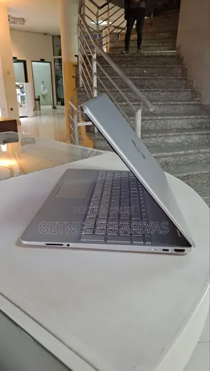 New Laptop HP Stream Notebook 8GB Intel Core I5 SSD 512GB