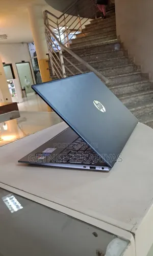 New Laptop HP Pavilion 15 8GB Intel Core I5 SSD 512GB