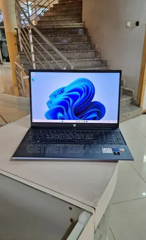 New Laptop HP Pavilion 15 8GB Intel Core I5 SSD 512GB