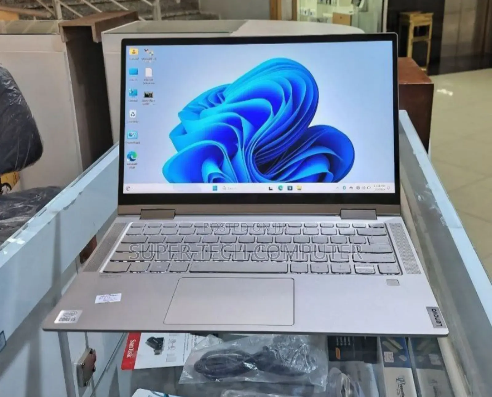 New Laptop Lenovo Yoga C740 8GB Intel Core I5 SSD 512GB