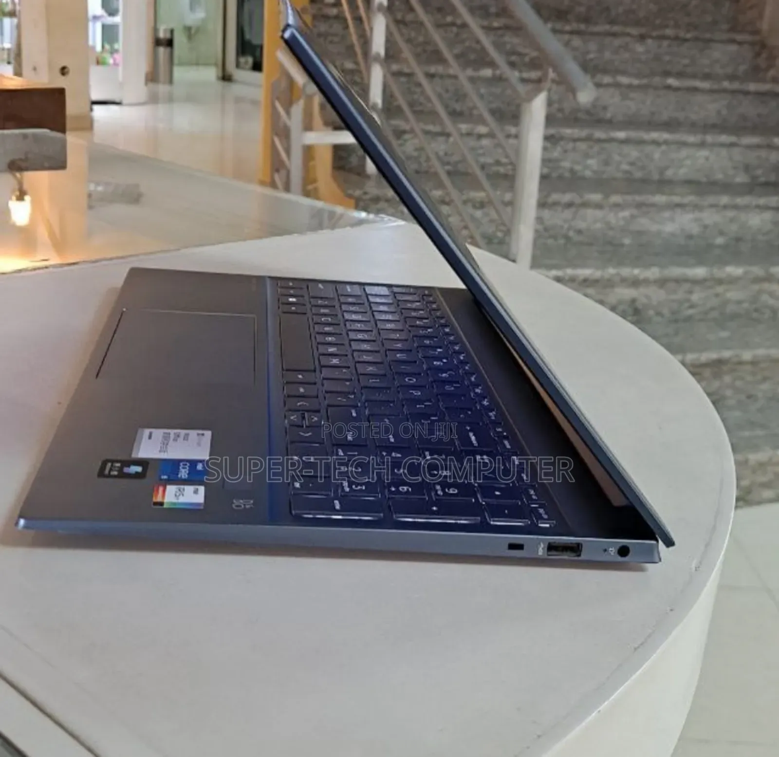 New Laptop HP Pavilion 15 8GB Intel Core I5 SSD 512GB