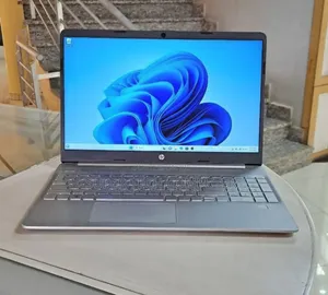 New Laptop HP Stream Notebook 8GB Intel Core I5 SSD 512GB