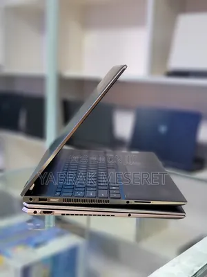 New Laptop HP Spectre X360 12GB Intel Core I7 SSD 512GB