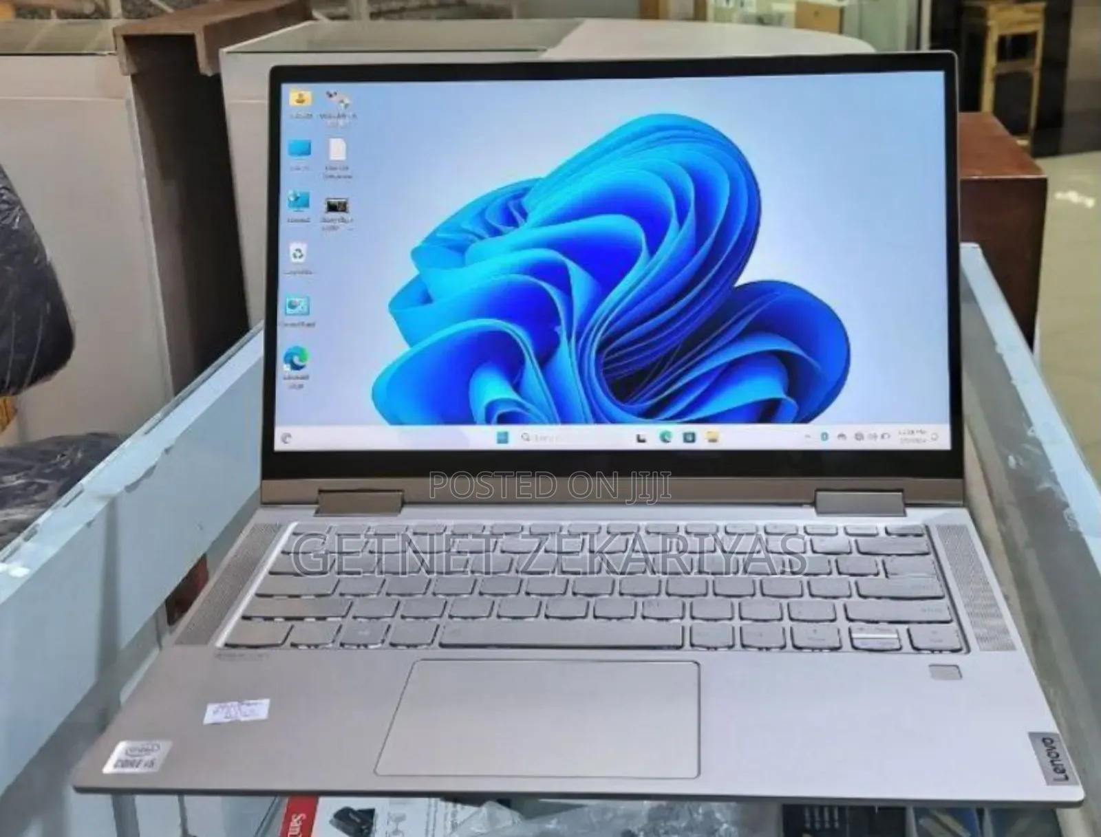 New Laptop Lenovo Yoga C740 8GB Intel Core I5 SSD 512GB