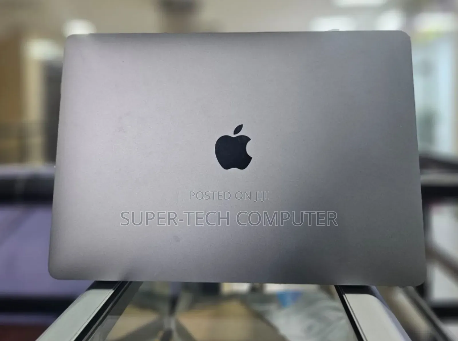 New Laptop Apple MacBook Air 2020 M1 8GB Apple M1 SSD 256GB