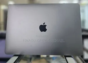 New Laptop Apple MacBook Air 2020 M1 8GB Intel Core I7 SSD 256GB