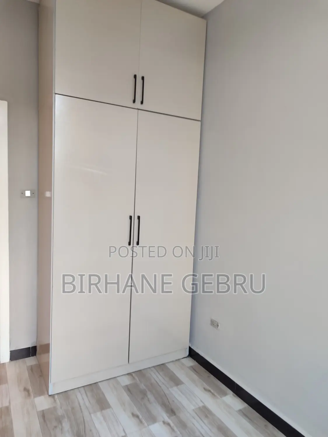 3bed Room Luxury Apartiment House Rent