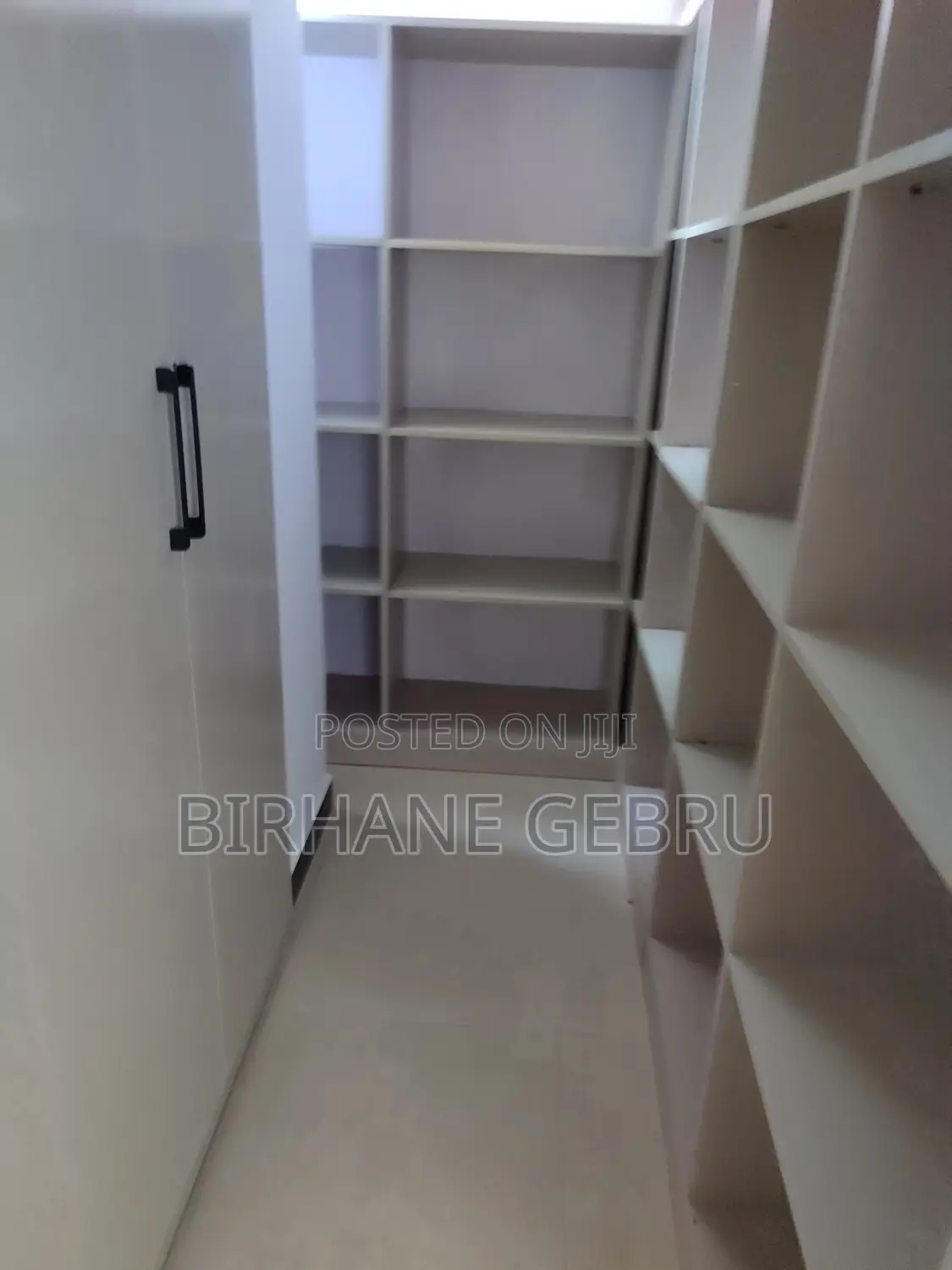 3bed Room Luxury Apartiment House Rent