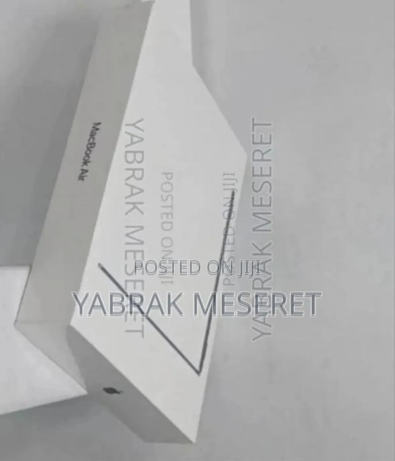 New Laptop Apple MacBook Air 2023 M2 8GB Apple M2 SSD 256GB