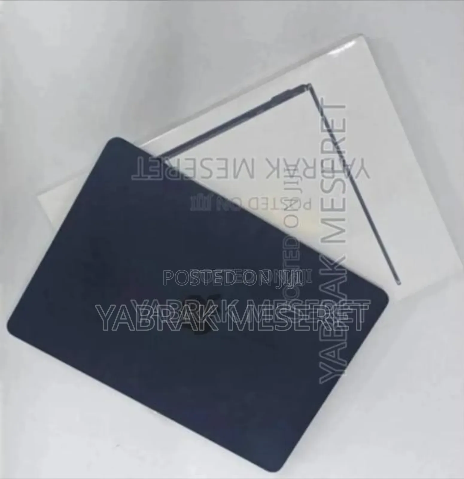 New Laptop Apple MacBook Air 2023 M2 8GB Apple M2 SSD 256GB