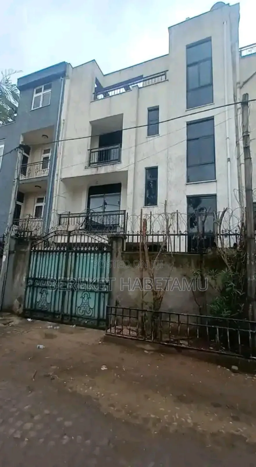 Furnished 6bdrm Mansion in አዲስ አበባ, Nifas Silk-Lafto for sale