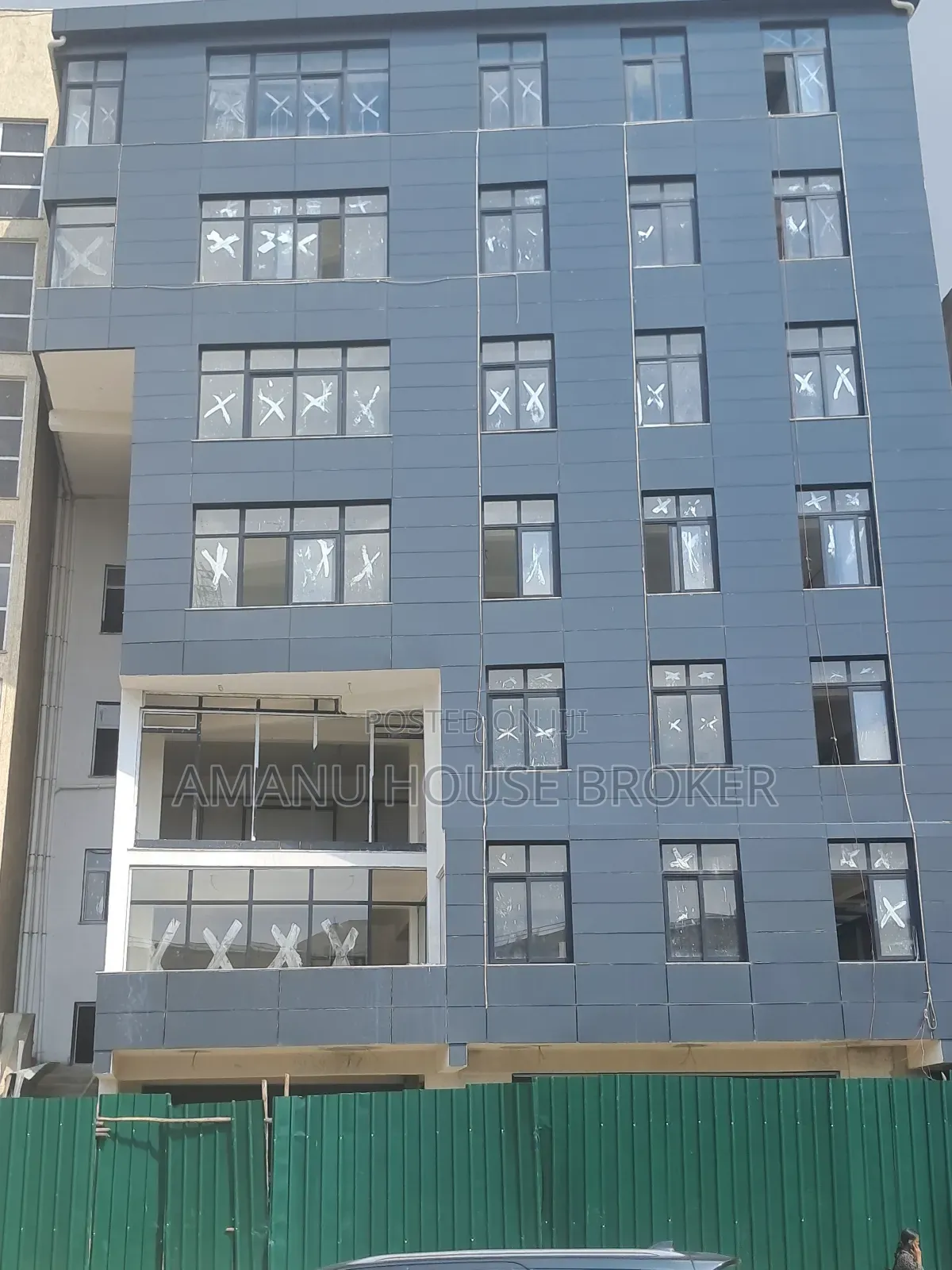 8bdrm Apartment in አዲስ አበባ, Bole for rent