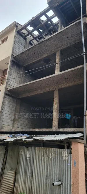 5bdrm Mansion in አዲስ አበባ, Nifas Silk-Lafto for sale