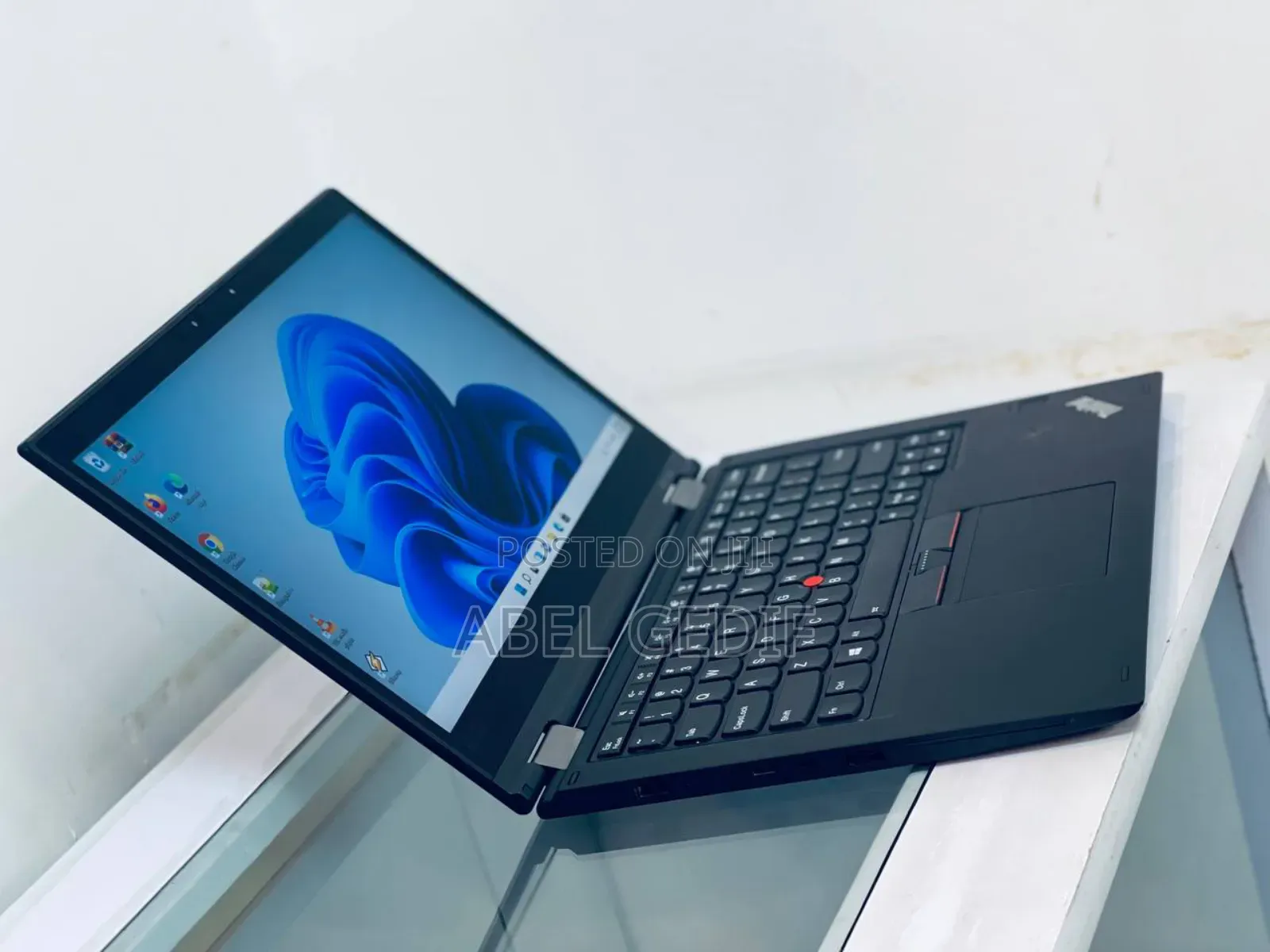 New Laptop Lenovo ThinkPad Yoga 16GB Intel Core I7 SSD 512GB