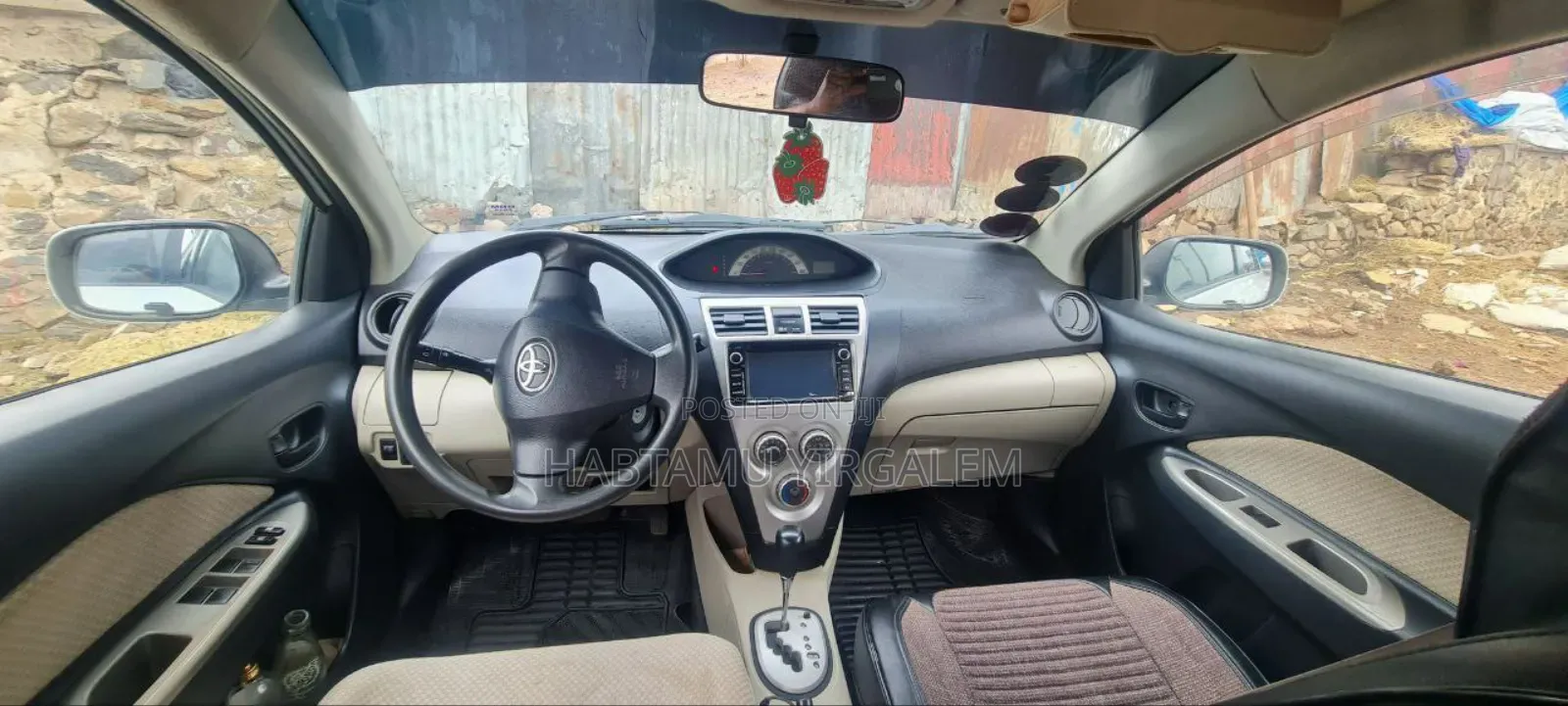 Toyota Yaris 2008 Ivory