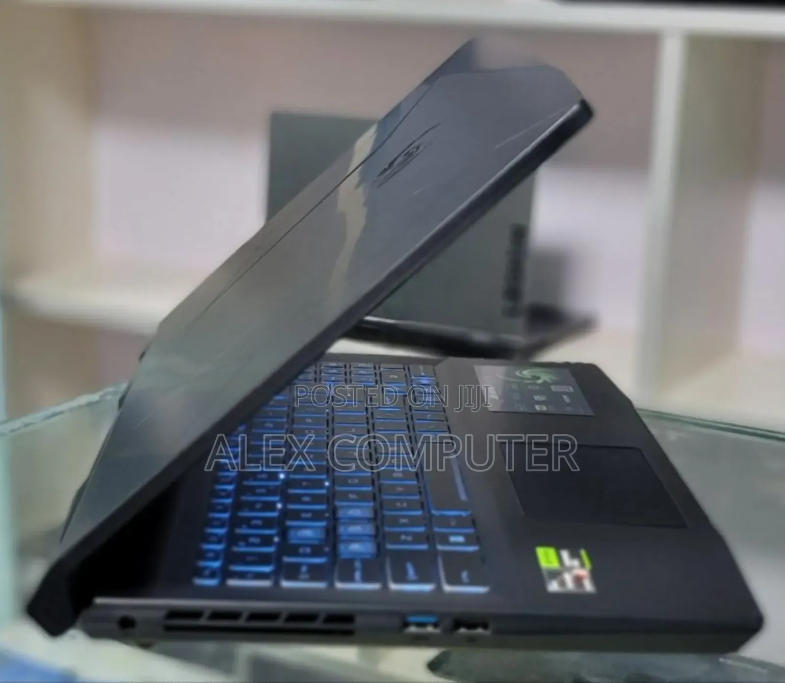 New Laptop MSI Katana 15 16GB Intel Core I3 SSD 512GB